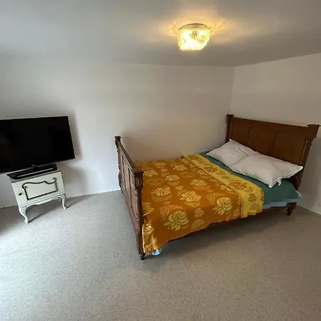 Logement Entier Pres Du Chwapi * Tournai